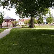 Park przy urzędzie
