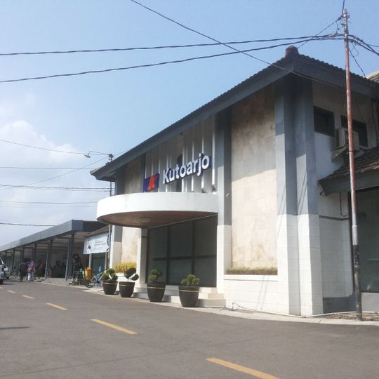 Kutoarjo railway station