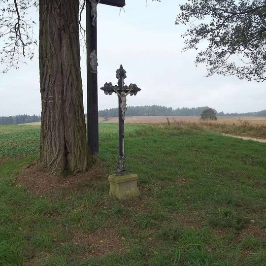 Kříž severně od Březiny