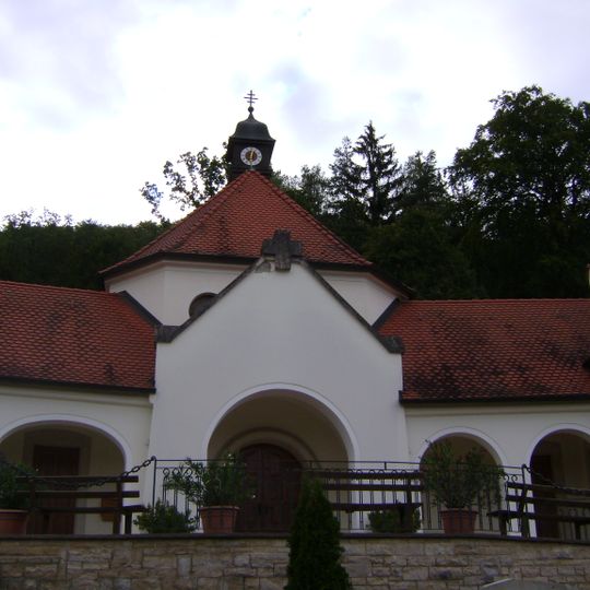 Friedhofshaus und Leichenhalle