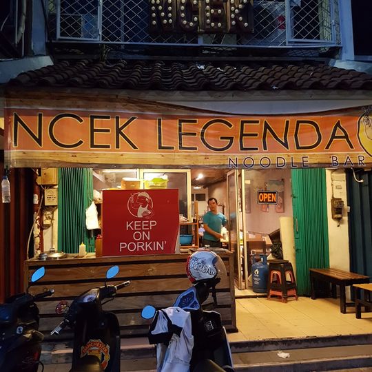 Ncek Legenda Noodle Bar, Kelapa Gading