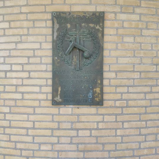 Plaquette voor de slachtoffers van DHC