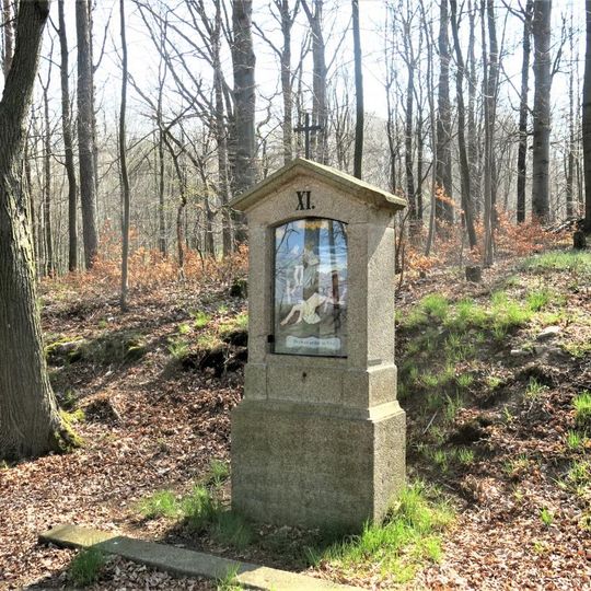 Kaplička XI. zastavení křížové cesty u Království