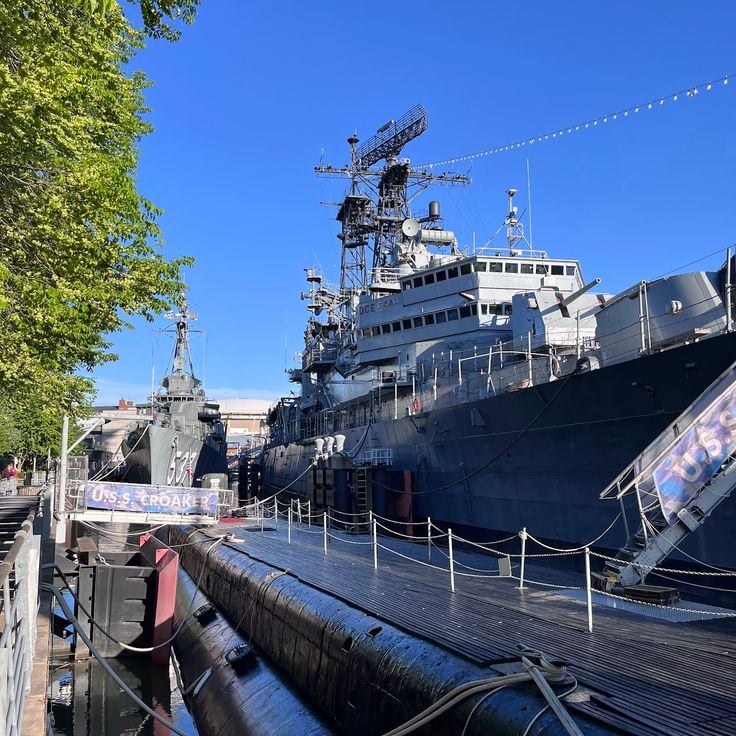 USS The Sullivans