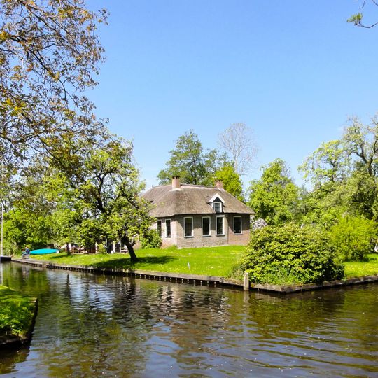 Dwarsgracht 41,  8355CW  Giethoorn