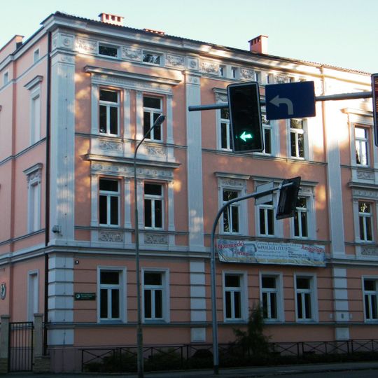 9 Piastowska Street in Brzeg