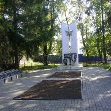 Братская могила советских воинов, погибших при штурме города-крепости Кёнигсберг (Калининград)