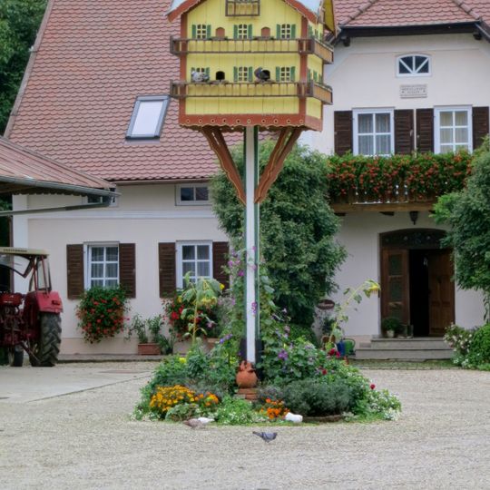 Oberndorfer Straße 3