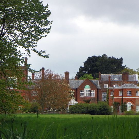 St Paul's Walden Bury