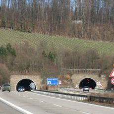 Tunnel Hölzern