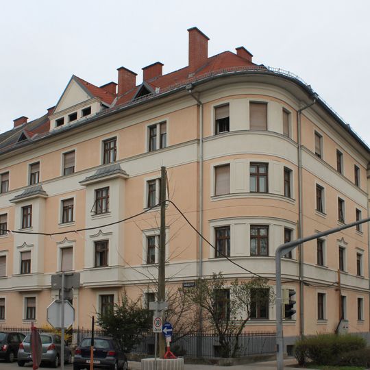 Klagenfurt, Lerchenfeldstraße 10