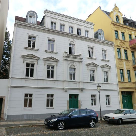 Wohnhaus in geschlossener Bebauung Jakob-Böhme-Straße 7