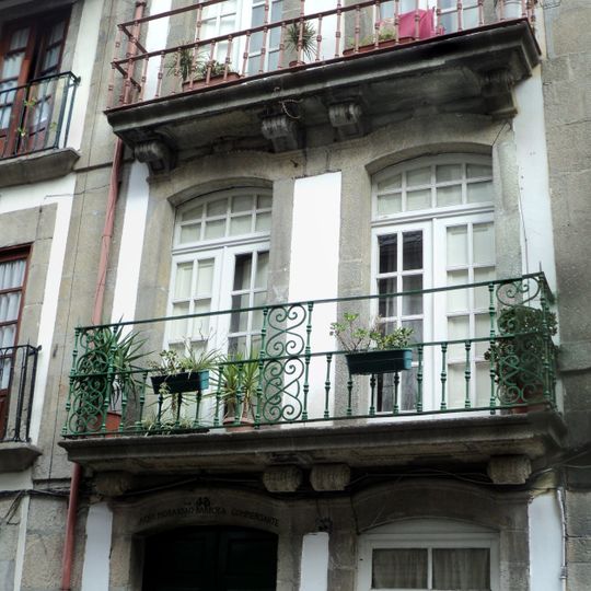 Edifício na Rua São Miguel, n.º 42