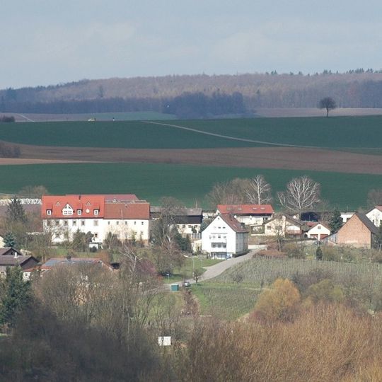 Quelle und Feuchtfläche beim Falkensteiner Hof