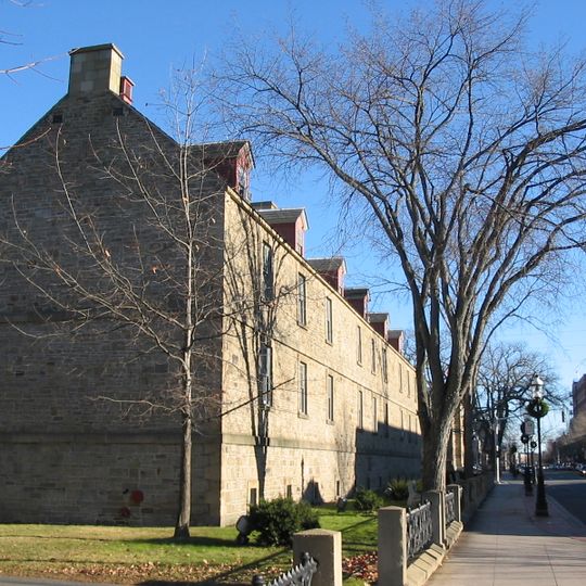 Complexe militaire de Fredericton