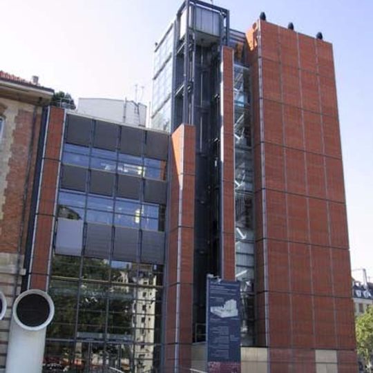 Institute for Research and Coordination Acoustic/Music