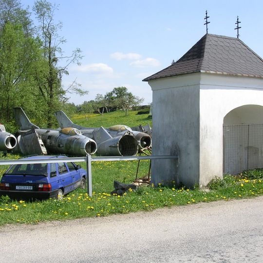 Kaplička v České Olešné