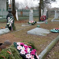 Братская могила советских воинов, погибших в боях с фашистами (Новоржев)
