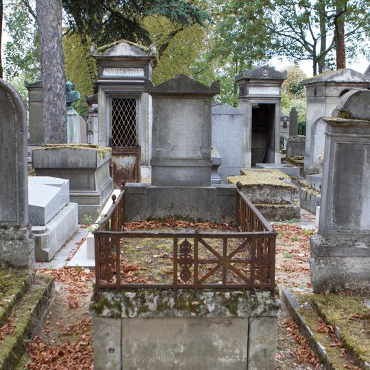 Grave of Mourou-Dumas