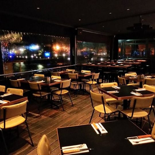 Copper Club Tyger Waterfront