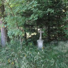 Kříž západně od Častrova u okraje lesa II