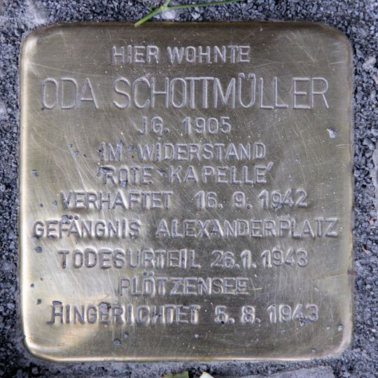 Stolperstein en memoria de Oda Schottmüller