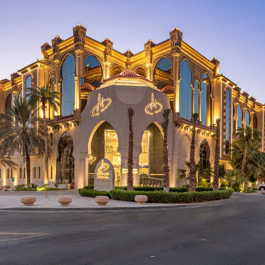 Madareem Crown Hotel