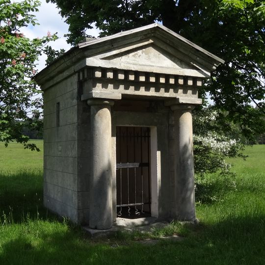 Mariánská kaple u cesty do Martinova údolí