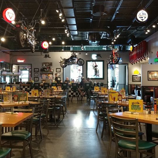 Quaker Steak & Lube
