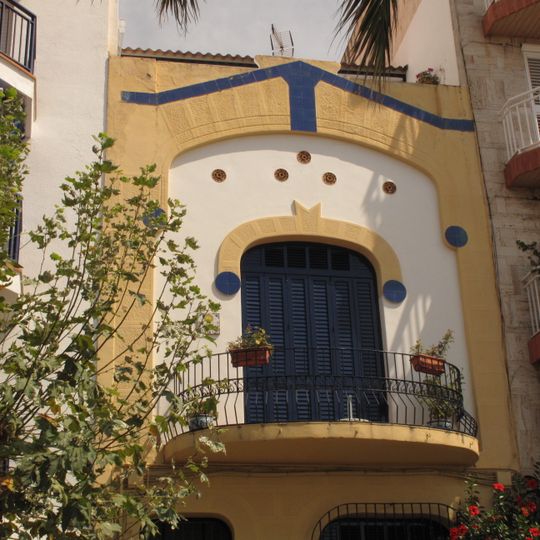 Torre modernista al passeig del Dr. Furest