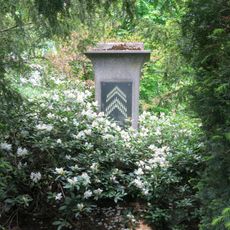 Pomník samostatné obce na Paseckém náměstí v Jabloneckých Pasekách