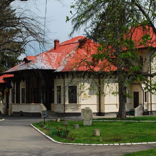 Muzeul Scriitorilor Dâmbovițeni