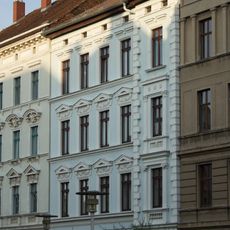 Wohnhaus in geschlossener Bebauung Konsulstraße 10