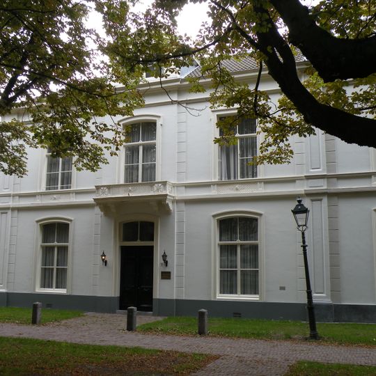 Woonhuis van harmonische architectuur