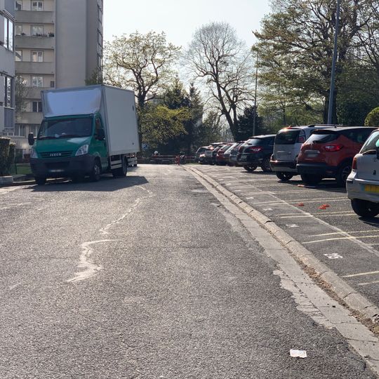 Square Xavier-Monteny