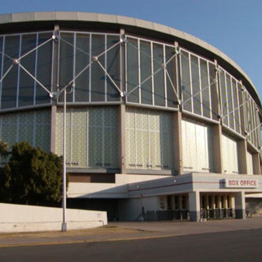 Arizona Veterans Memorial Coliseum