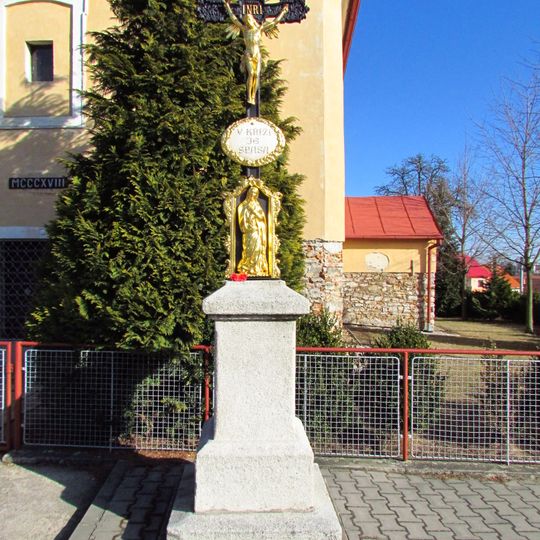 Kříž u kostela sv. Marka ve Vícenicích u Náměště nad Oslavou