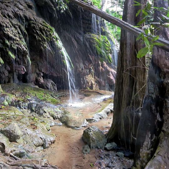 Hugh's Dale Waterfall