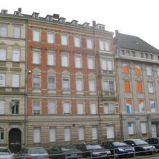 Mietshaus in geschlossener Bebauung Theaterstraße 33