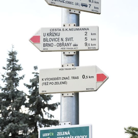 Rozcestník Babice nad Svitavou - bus