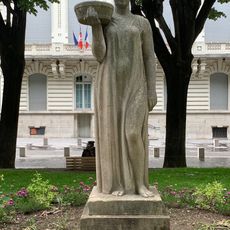 Le Canéphore