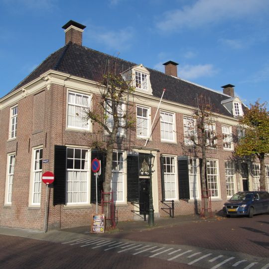 Het Grote Plein 2, Weesp