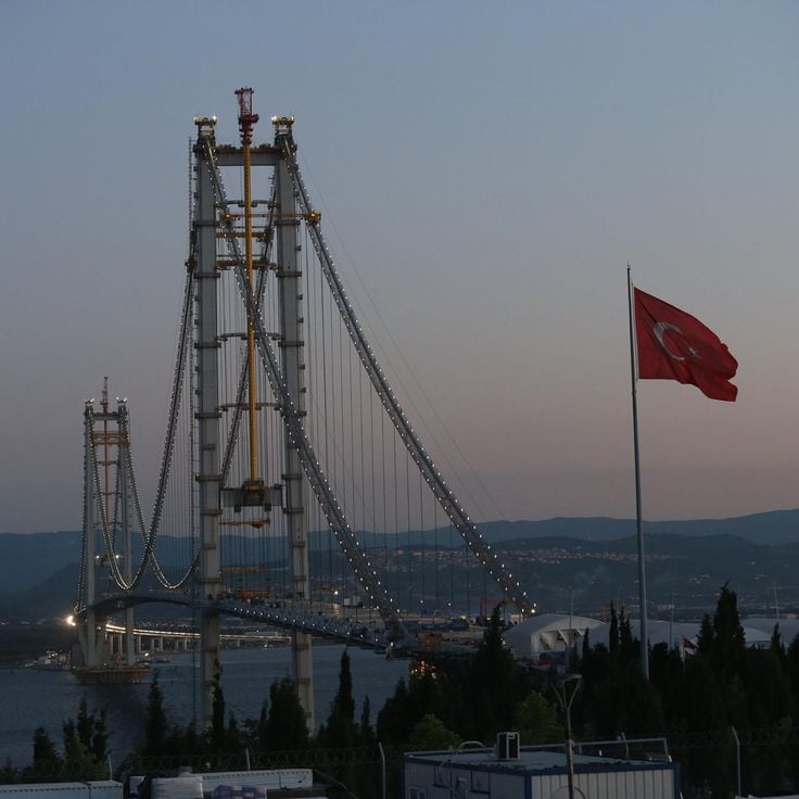 Osman-Gazi-Brücke – 1550 m