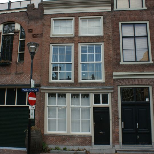 Varkenmarkt 13, Dordrecht