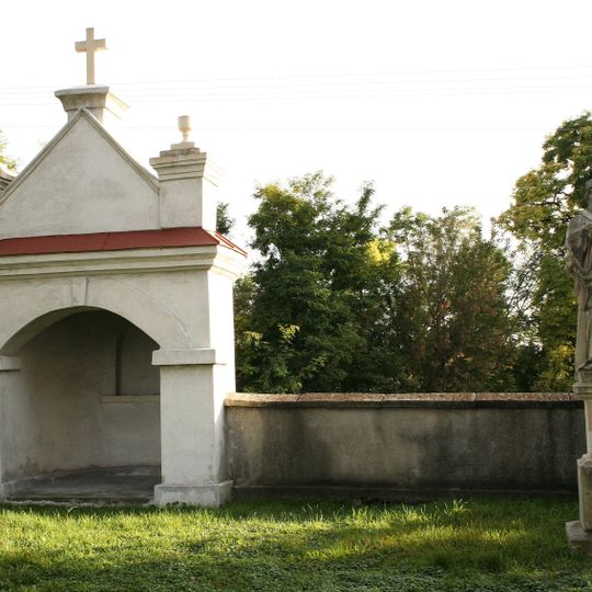 Ogrodzenie z kaplicami i bramkami, lata 1856-1860