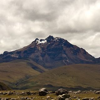 Sincholagua Volcano