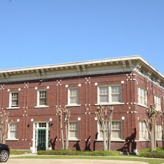 El Dorado Apartments