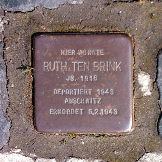 Stolperstein en memoria de Ruth ten Brink