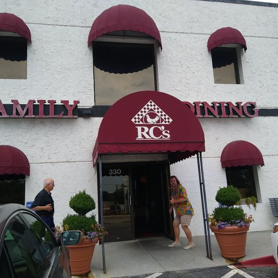 RC's Restaurant & Lounge