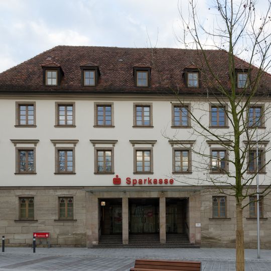 Friedrich-Ebert-Straße 11